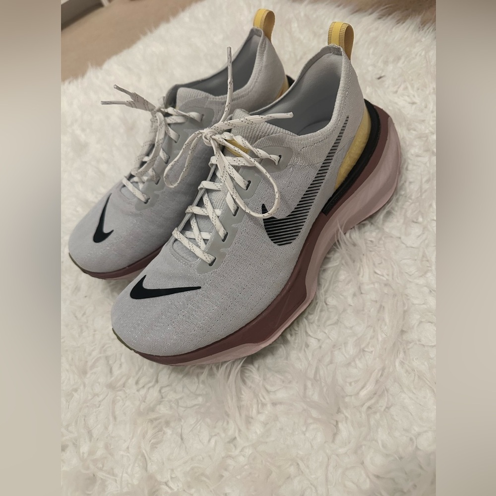 COPY - COPY - Nike invincible 3